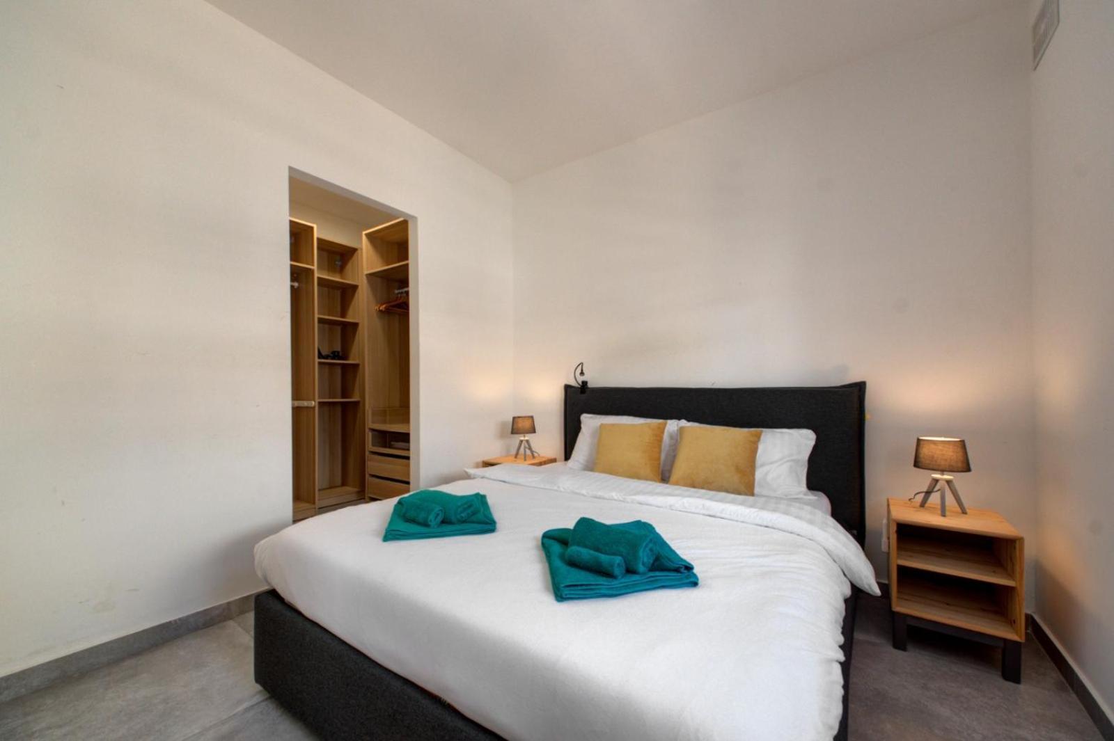 Modern Sliema Apartment Near Sea Extérieur photo
